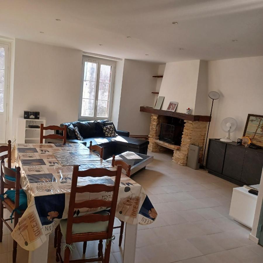 Maison De Village Entre Estuaire Et Ocean Saint-Yzans-de-Médoc Екстериор снимка